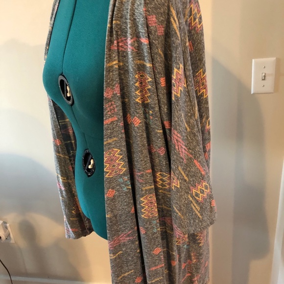 LuLaRoe Daphne Overlay - Picture 2 of 9